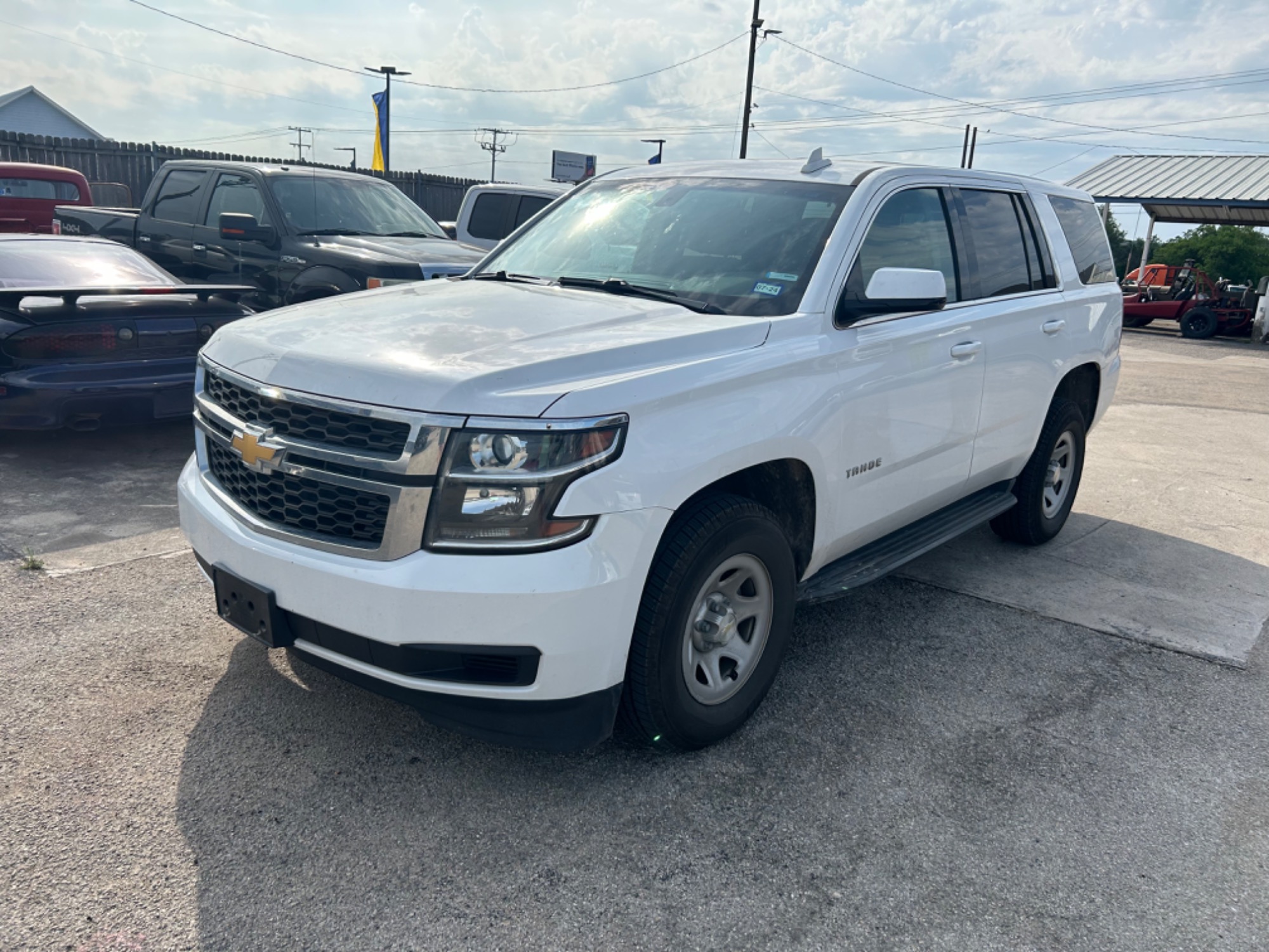 photo of 2017 Chevrolet Tahoe FL 2WD w/3rd Row Seating